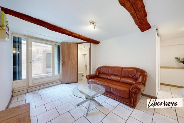A vendre Saint Maximin la Sainte Baume appartement 32 m² rez-de-chaussée