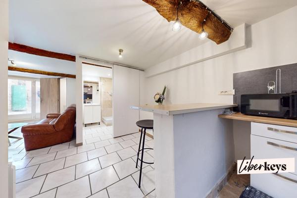 A vendre Saint Maximin la Sainte Baume appartement 32 m² rez-de-chaussée