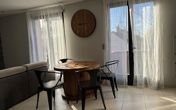 Appartement à louer    2 pièces • 47,27 m2 Champigny-sur-Marne