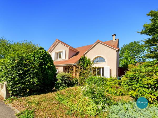 Maison individuelle à Mennecy de 7 pièces 158 m2