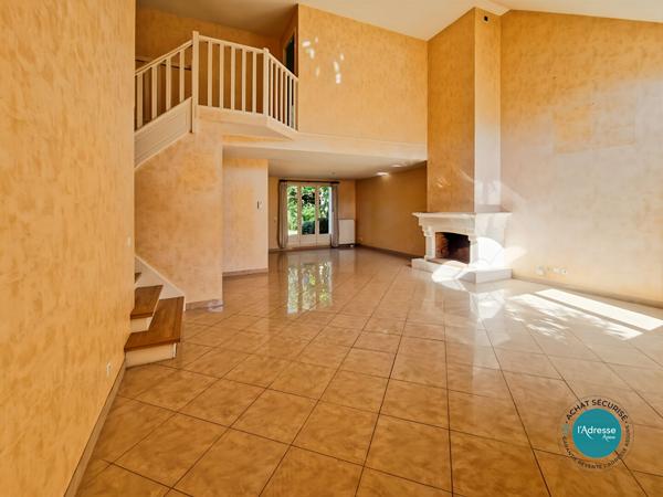 Maison individuelle à Mennecy de 7 pièces 158 m2