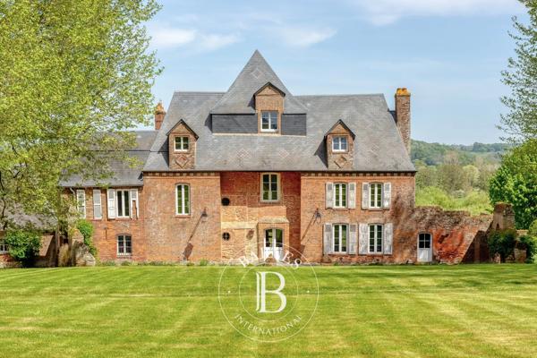Gournay-en-Bray, Manoir 10 Chambres -  554 m² à vendre