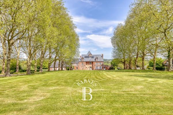 Gournay-en-Bray, Manoir 10 Chambres -  554 m² à vendre