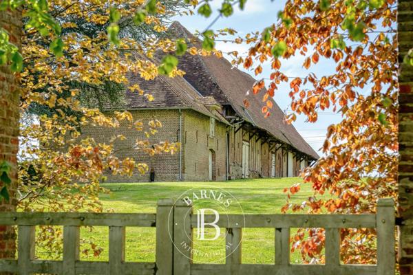 Gournay-en-Bray, Manoir 10 Chambres -  554 m² à vendre
