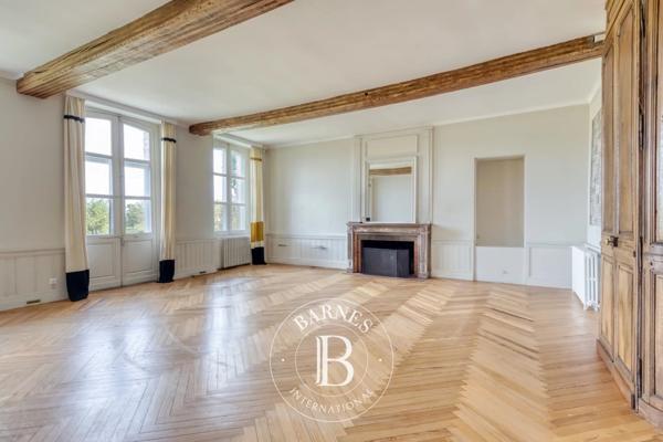 Gournay-en-Bray, Manoir 10 Chambres -  554 m² à vendre