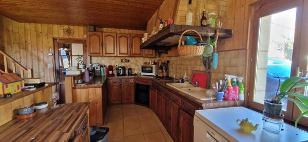 Maison en pierre proche du Bugue de 155 m2