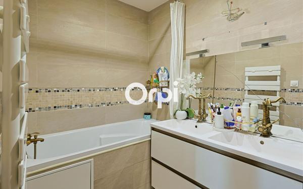 Appartement à vendre    4 pièces • 85,59 m2 Tourcoing