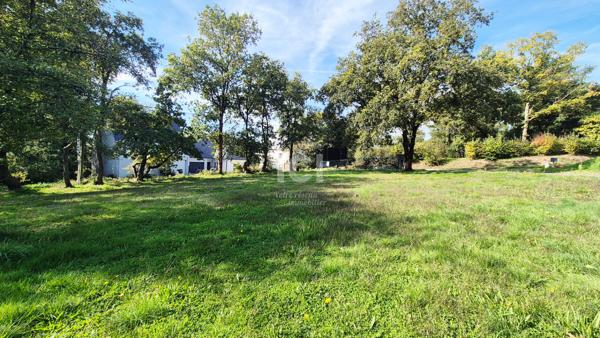Terrain à bâtir de 1 315 m² - Rare sur le secteur !