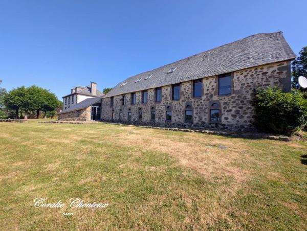 Très belle propriété en pierre