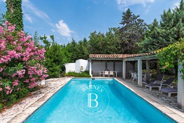 Vence, Villa 6 Chambres -  180 m² à vendre
