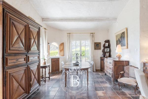 Vence, Villa 6 Chambres -  180 m² à vendre