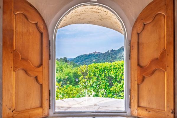 Vence, Villa 6 Chambres -  180 m² à vendre