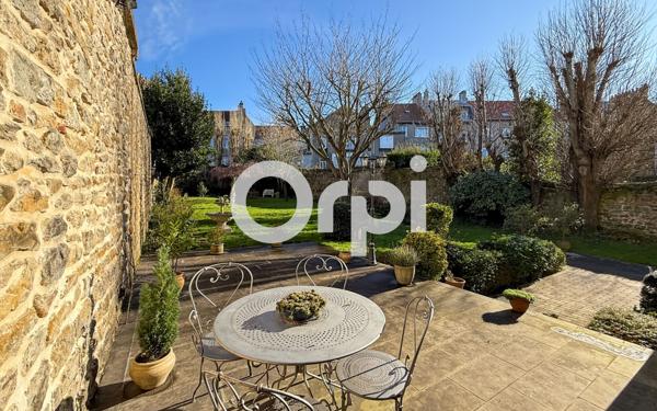 Maison à vendre    11 pièces • 350 m2 Boulogne-sur-Mer