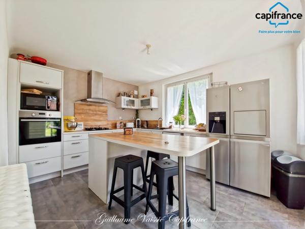 Maison à louer 6 pièces - 146 m² - SAINT SAUVEUR (86)