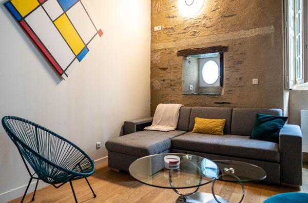 Appartement à Angers secteur Gare/ Château de 2 pièces de 63m² avec parking