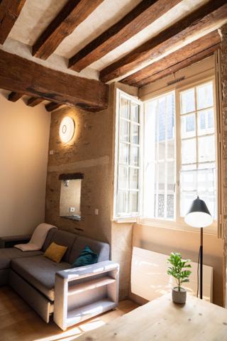 Appartement à Angers secteur Gare/ Château de 2 pièces de 63m² avec parking