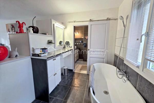 Maison traditionnelle de 186 m²