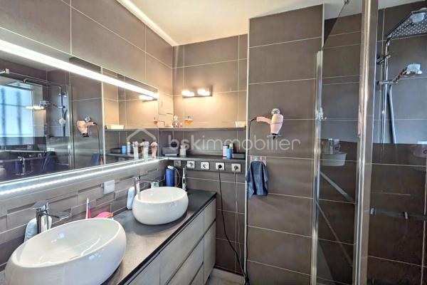 Maison traditionnelle de 186 m²