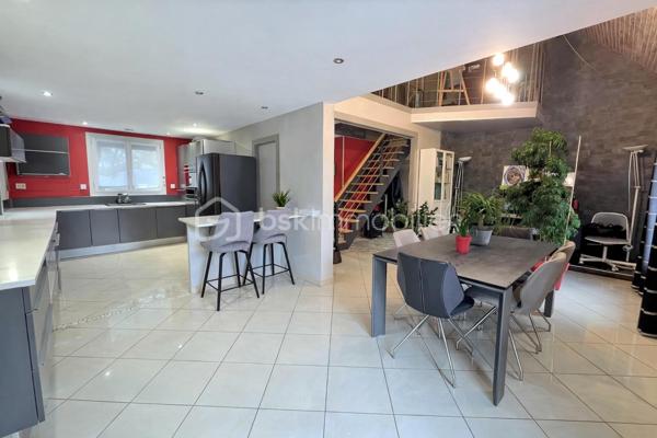 Maison traditionnelle de 186 m²