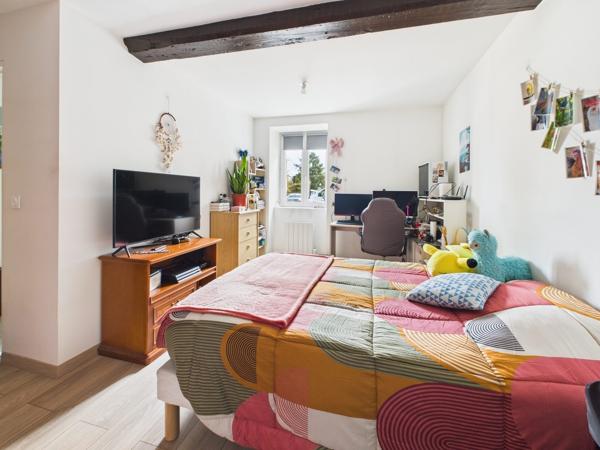 Maison familliale avec grand terrain