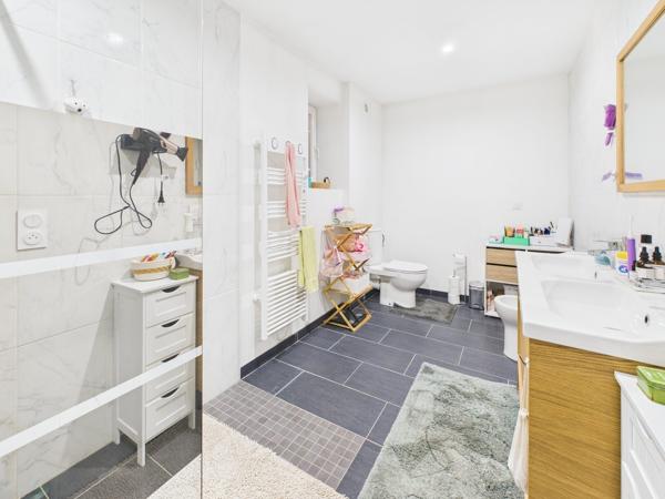 Maison familliale avec grand terrain