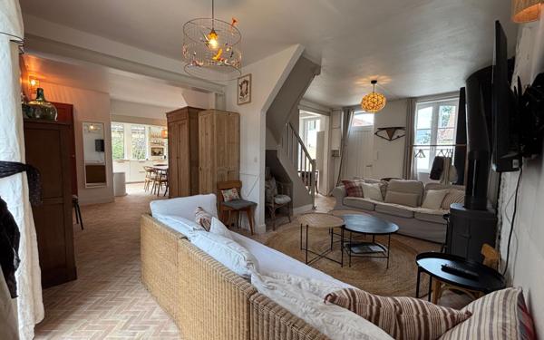 Maison à vendre    6 pièces • 120 m2 Dives-sur-Mer