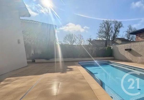 Maison à vendre  4 pièces - 161 m2 ST MAURICE DE GOURDANS - 01