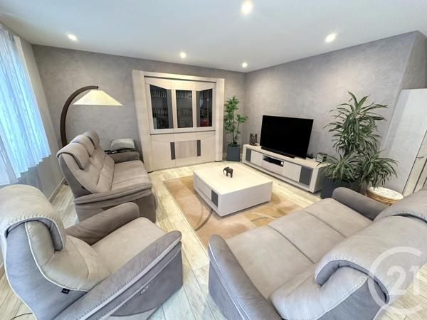 Maison à vendre  4 pièces - 161 m2 ST MAURICE DE GOURDANS - 01