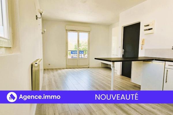 À vendre - Studio, 1 pièce situé à Tours (37000)