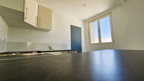 À vendre - Studio, 1 pièce situé à Tours (37000)