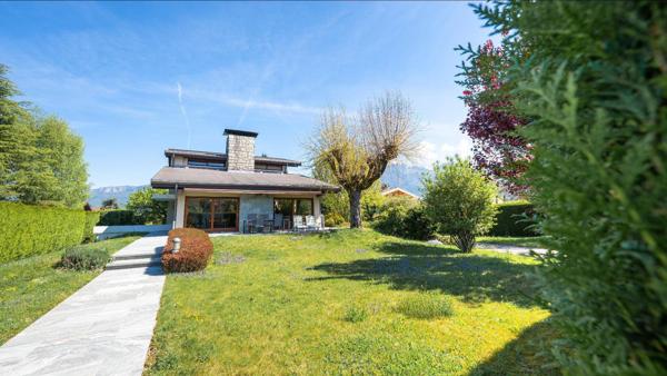 Maison à vendre - Saint-Jorioz 7 pièces de 206.65 m²
