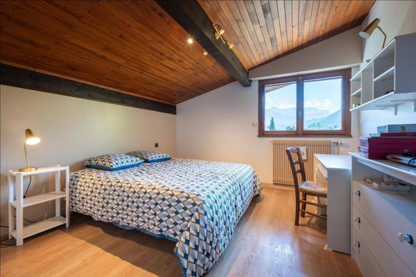 Maison à vendre - Saint-Jorioz 7 pièces de 206.65 m²