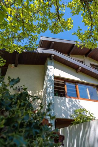 Maison à vendre - Saint-Jorioz 7 pièces de 206.65 m²