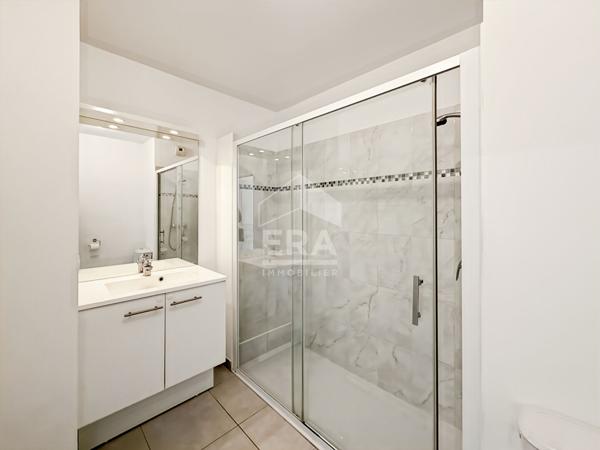 À vendre Appartement T2 de 39 m² + terrasse 6,5m² + parking fermé Résidence Espace et Jardin