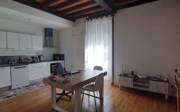 Appartement à vendre    4 pièces • 72,25 m2 Bourg-en-Bresse