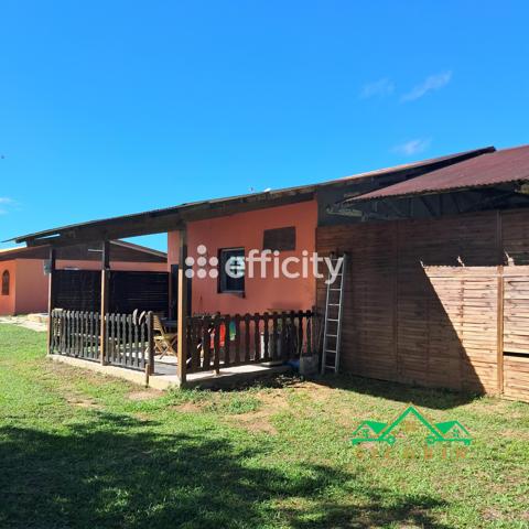 Maison
         6 pièces
        - 160 m² 455 000 € *