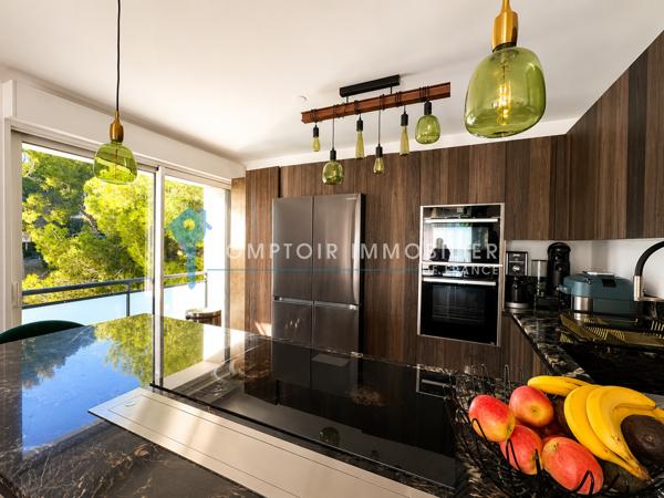 Appartement 3 pièce(s) 2 chambre(s) 77 m²