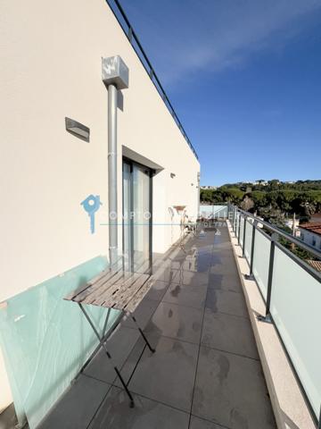 Appartement 3 pièce(s) 2 chambre(s) 77 m²