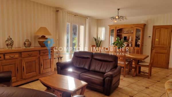 Villa
                                                                                                                                                                                                                                                                                                                        5 pièce(s)                                                                                                                                                                                                          4 chambre(s)                                                                                                                                                                                                          155  m²