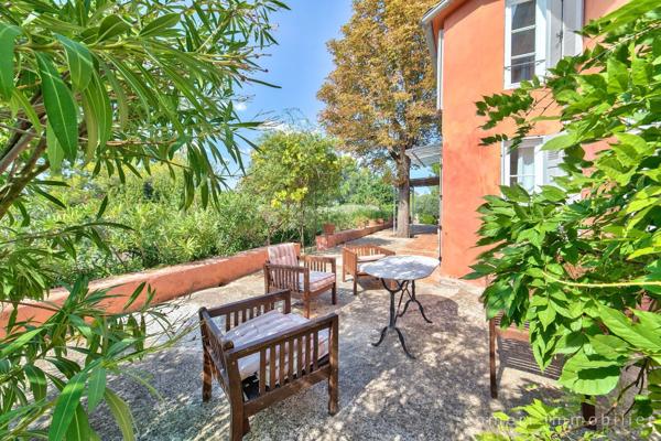 Location Maison de luxe Aix-en-Provence 5 Pièces 170 m²