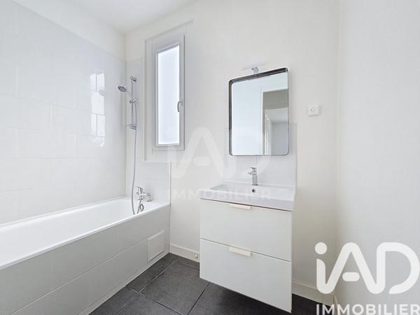 Appartement à vendre 2 pièces 47 m² Courbevoie