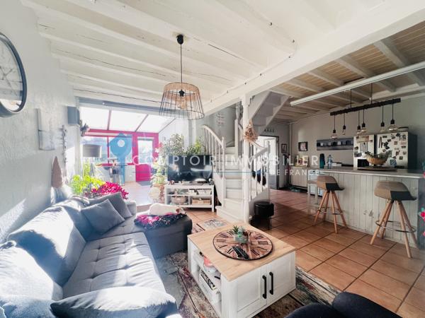 Maison
                                                                                                                                                                                                                                                                                                                        6 pièce(s)                                                                                                                                                                                                          4 chambre(s)                                                                                                                                                                                                          121.15  m²