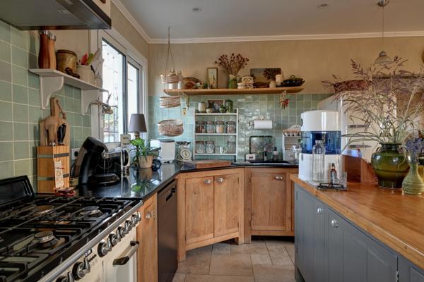 Brassac (82190) Maison de campagne avec piscine et grange et gîte