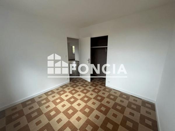 Location Appartement 4 pièces 68.9 m² - 378 BD PAUL MARTIN NALIN Manosque 04100