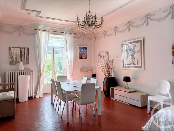 Maison à vendre  11 pièces - 430 m2 ALES - 30