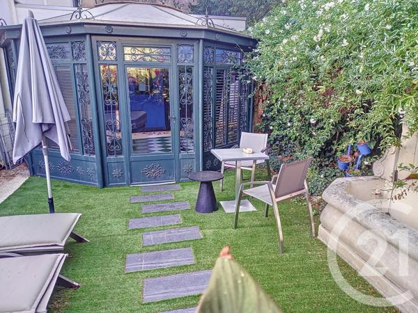Maison à vendre  11 pièces - 430 m2 ALES - 30