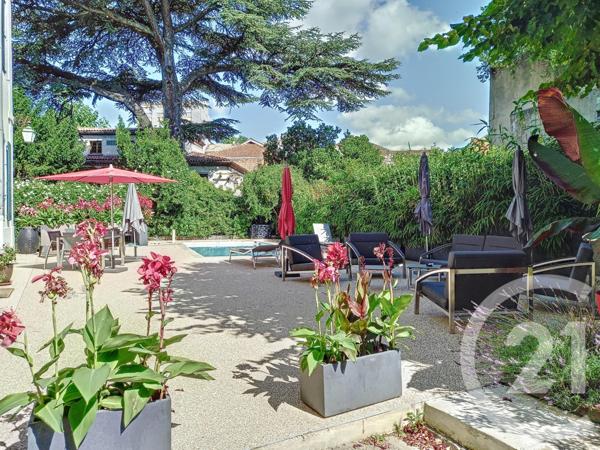 Maison à vendre  11 pièces - 430 m2 ALES - 30