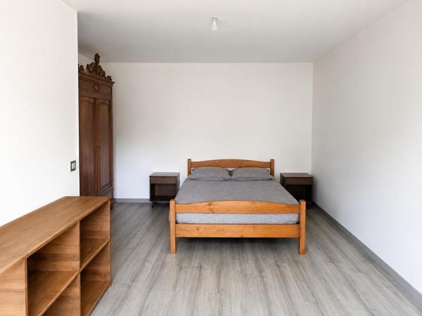 Maison T6 –Centre-village proche Noyant-Villages