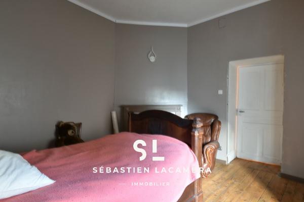 Lédergues (12170) Maison en pierre rénovée – 5 pièces – Piscine avec dôme – Terrain arboré