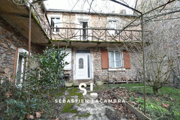 Lédergues (12170) Maison en pierre rénovée – 5 pièces – Piscine avec dôme – Terrain arboré